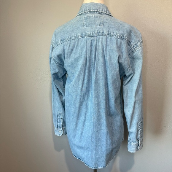Vintage Express Denim Button-Up Shirt – Light Wash – Made in Hong Kong - Picture 4 of 6